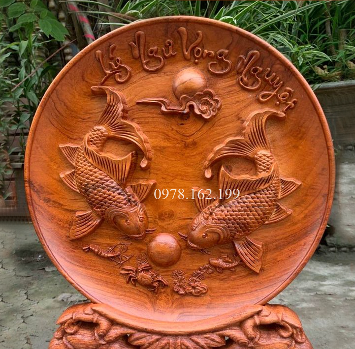 Tranh đĩa lý ngư vọng nguyệt