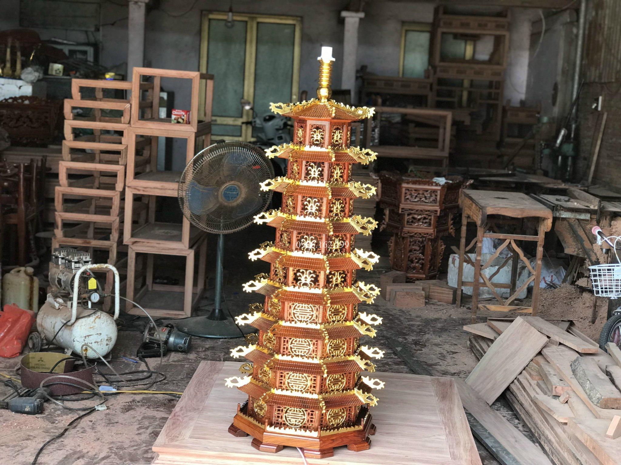 Đèn tháp Văn Xương gỗ hương dát vàng - Ảnh 5