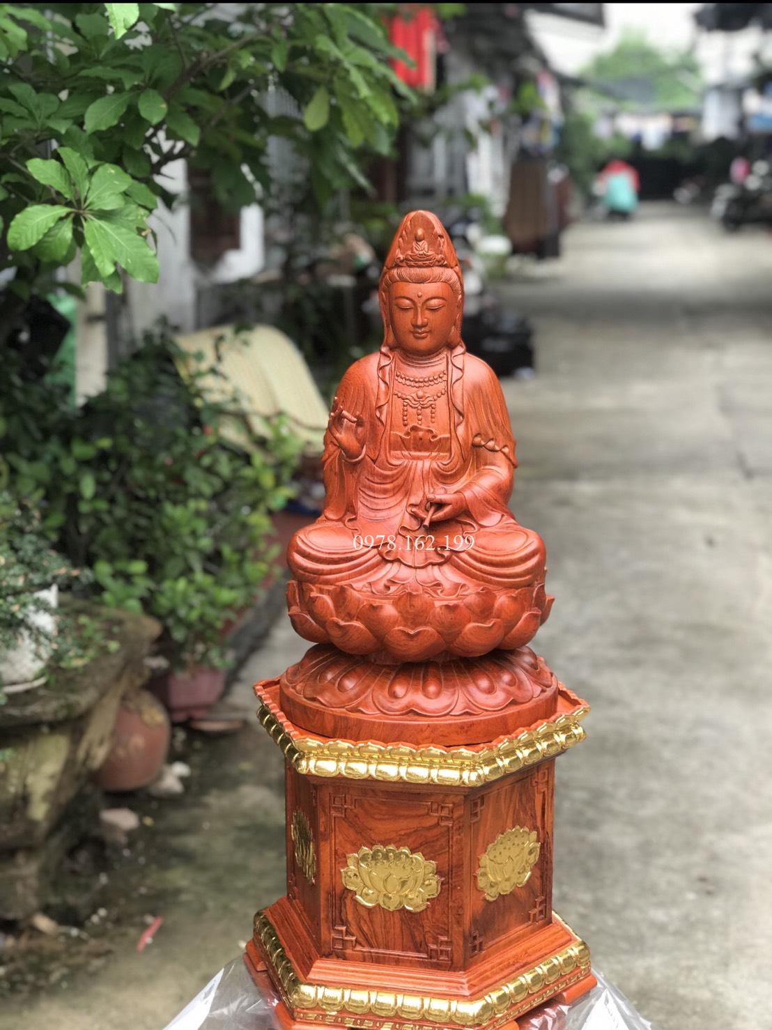 Tượng Ngài Quan Âm Tọa Đài Sen Gỗ Hương MS50 - Ảnh 4