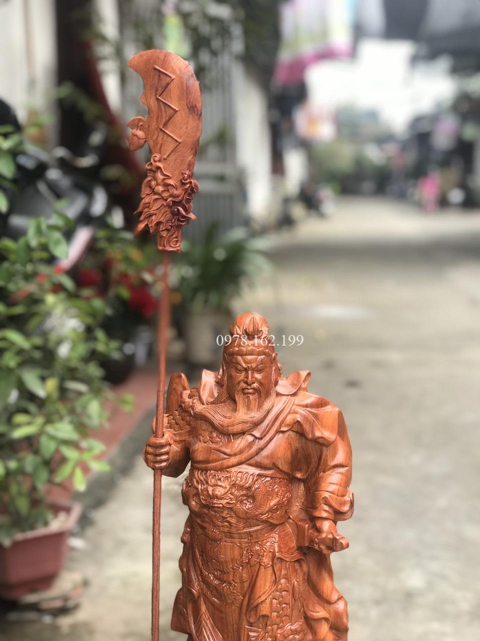 Tượng Quan Công gỗ hương MS60