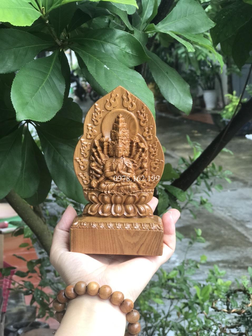 Tượng Thiên Thủ, Thiên Nhãn Quan Âm Gỗ Bách Xanh