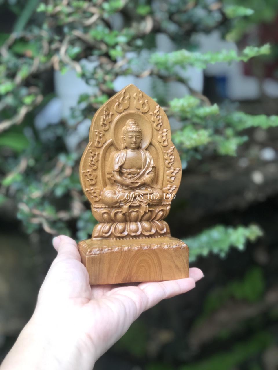 Tượng Thích Ca Gỗ Bách Xanh