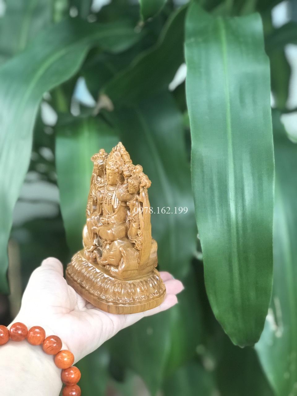 Tượng bản mệnh Phổ Hiền Bồ Tát gỗ bách xanh