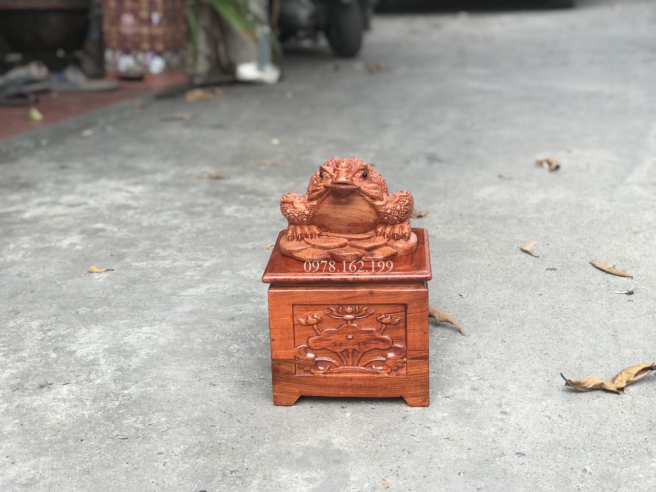 Đôn vuông kê tượng chạm sen - Ảnh 4