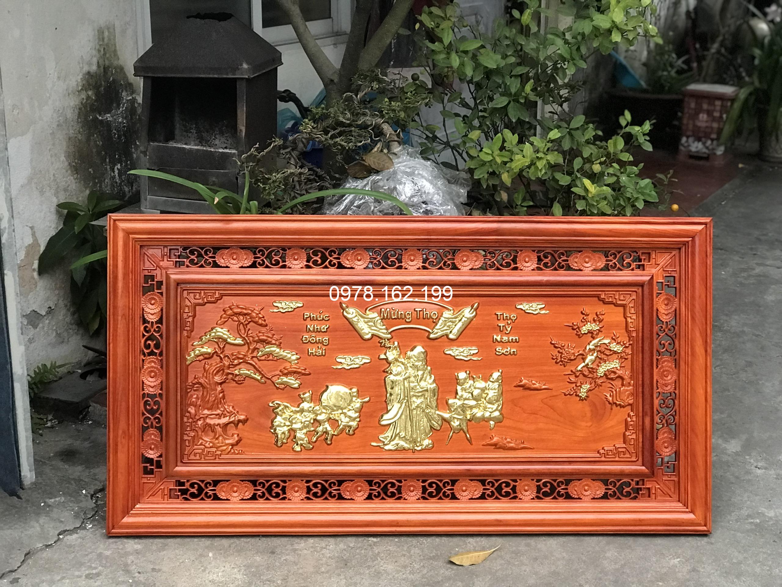 Tranh mừng thọ cụ ông gỗ hương dát vàng 67x127cm