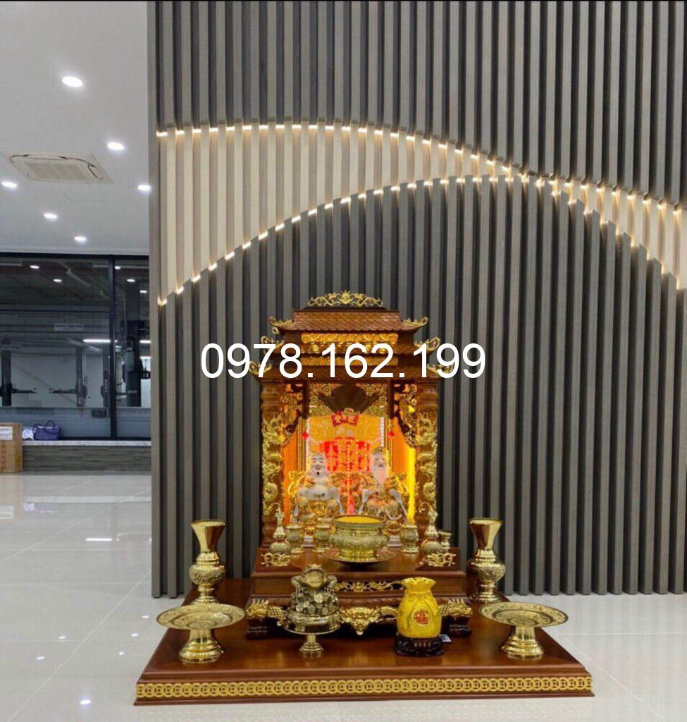 Ban thờ ba mái đục chữ dát vàng MS137