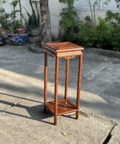 Đôn vuông chân tròn mặt 30cao 80