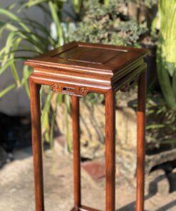 Đôn vuông chân tròn mặt 30cao 80