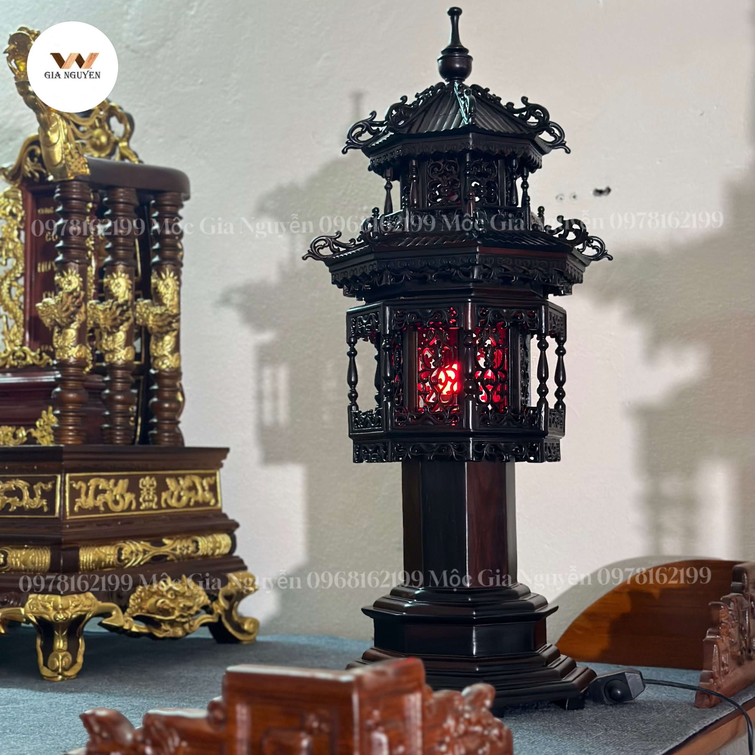 Đèn thờ 2 tầng gỗ trắc cao 60cm mái ống