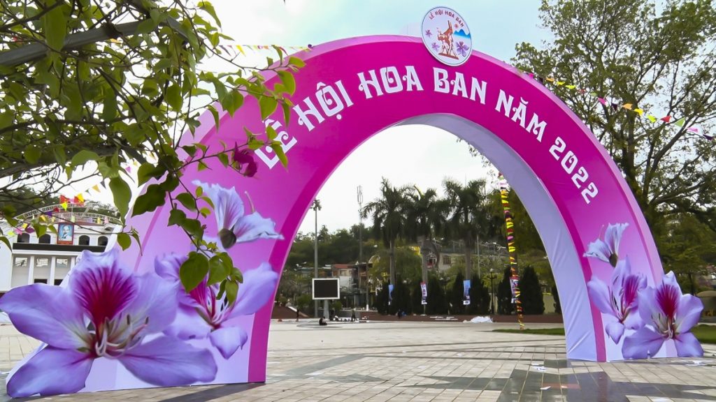 Trải Nghiệm Lễ Hội Hoa Ban 2025 Tại Tây Bắc