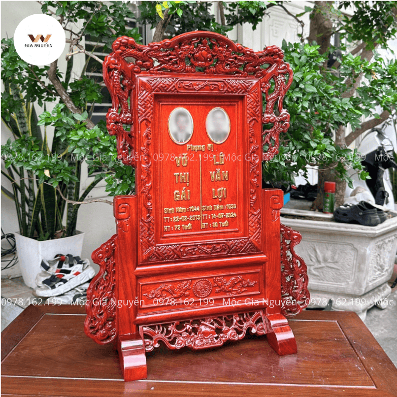 Khung ảnh thờ họa tiết mây tản
