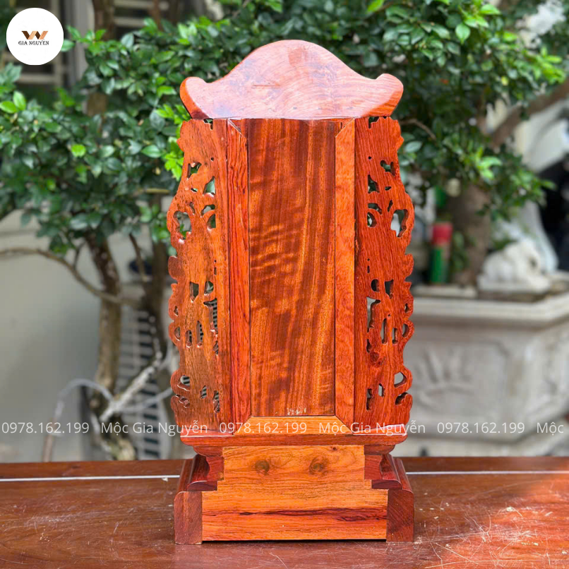 Bài Vị Hoa Sen Gắn Ảnh Chữ Dát Vàng Cao 48cm BA22