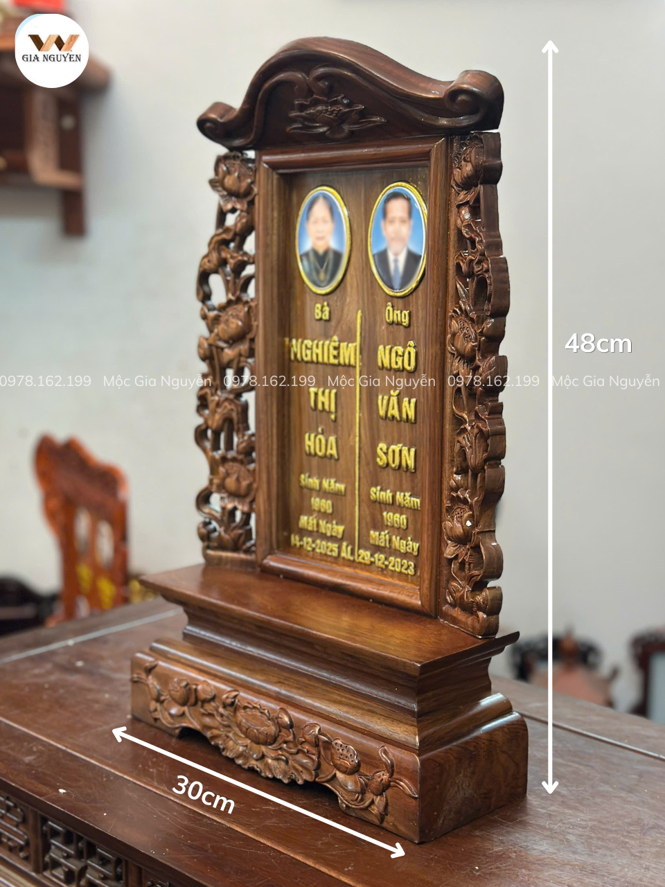Sen Vị Gỗ Hương Gắn Ảnh Màu Óc Chó Cao 48cm BA39 - Ảnh 2