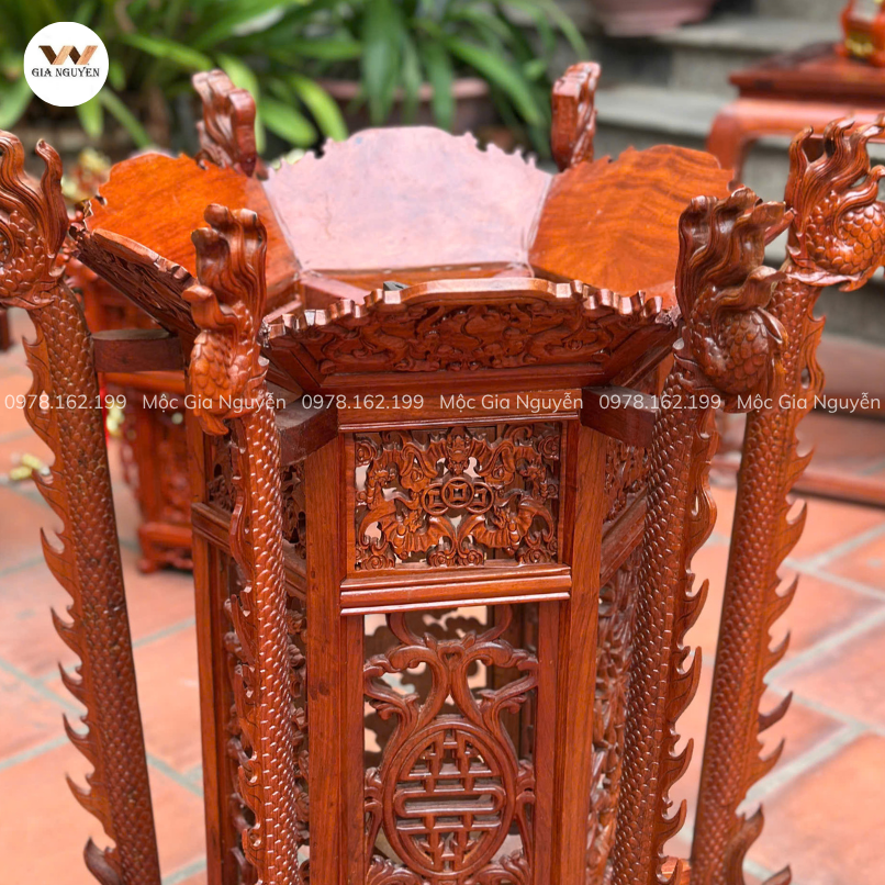 Đèn Lồng Trạm Rồng Gỗ Hương Màu Cánh Gián 80x80cm ĐA02