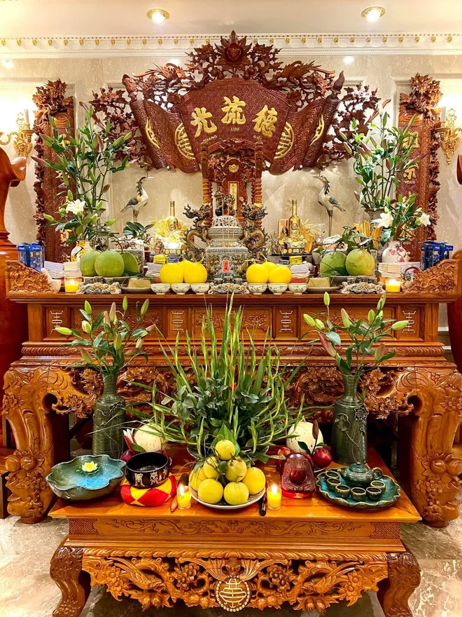 Căn vị trí đèn thờ trước khi lắp