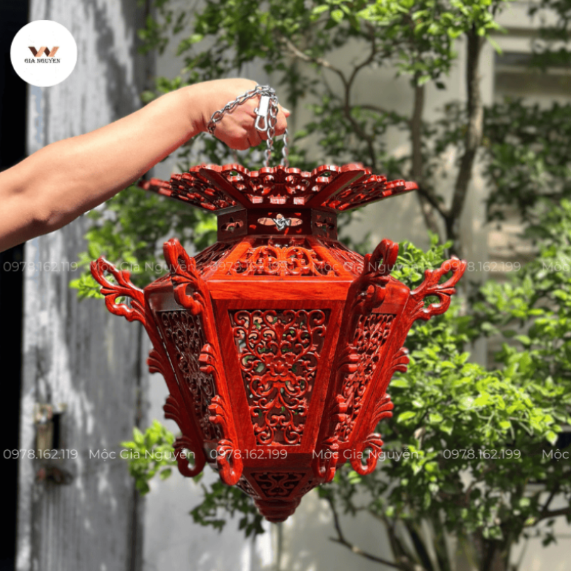 Đèn lồng gỗ sau khi hoàn thiện