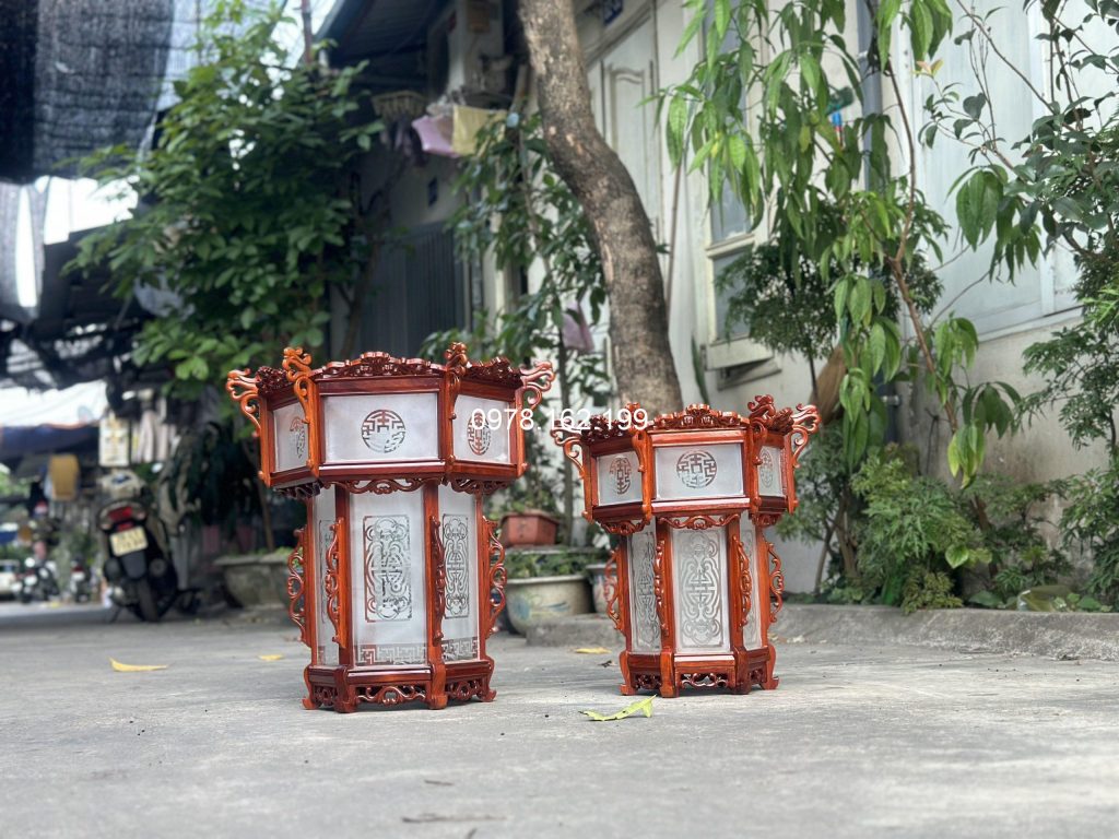Đèn lồng gỗ chữ Thọ 2 tầng bằng gỗ hương